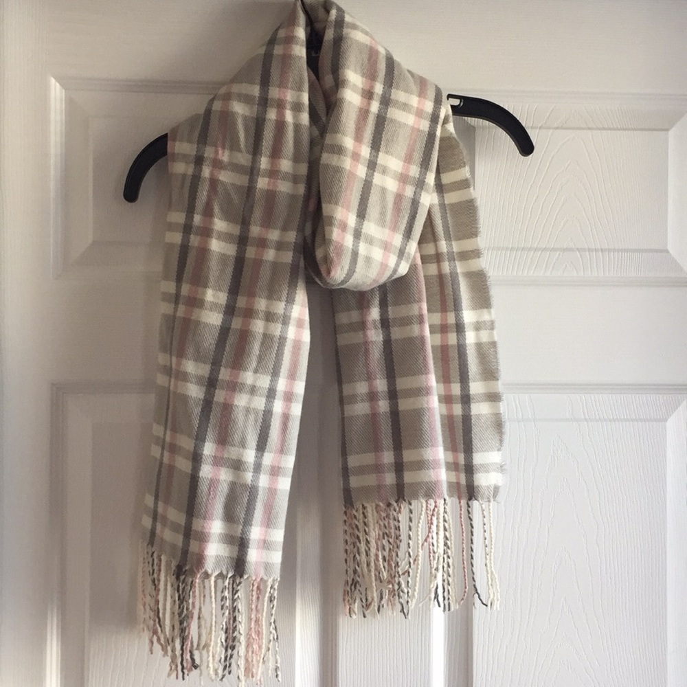 Banana Republic plaid scarf